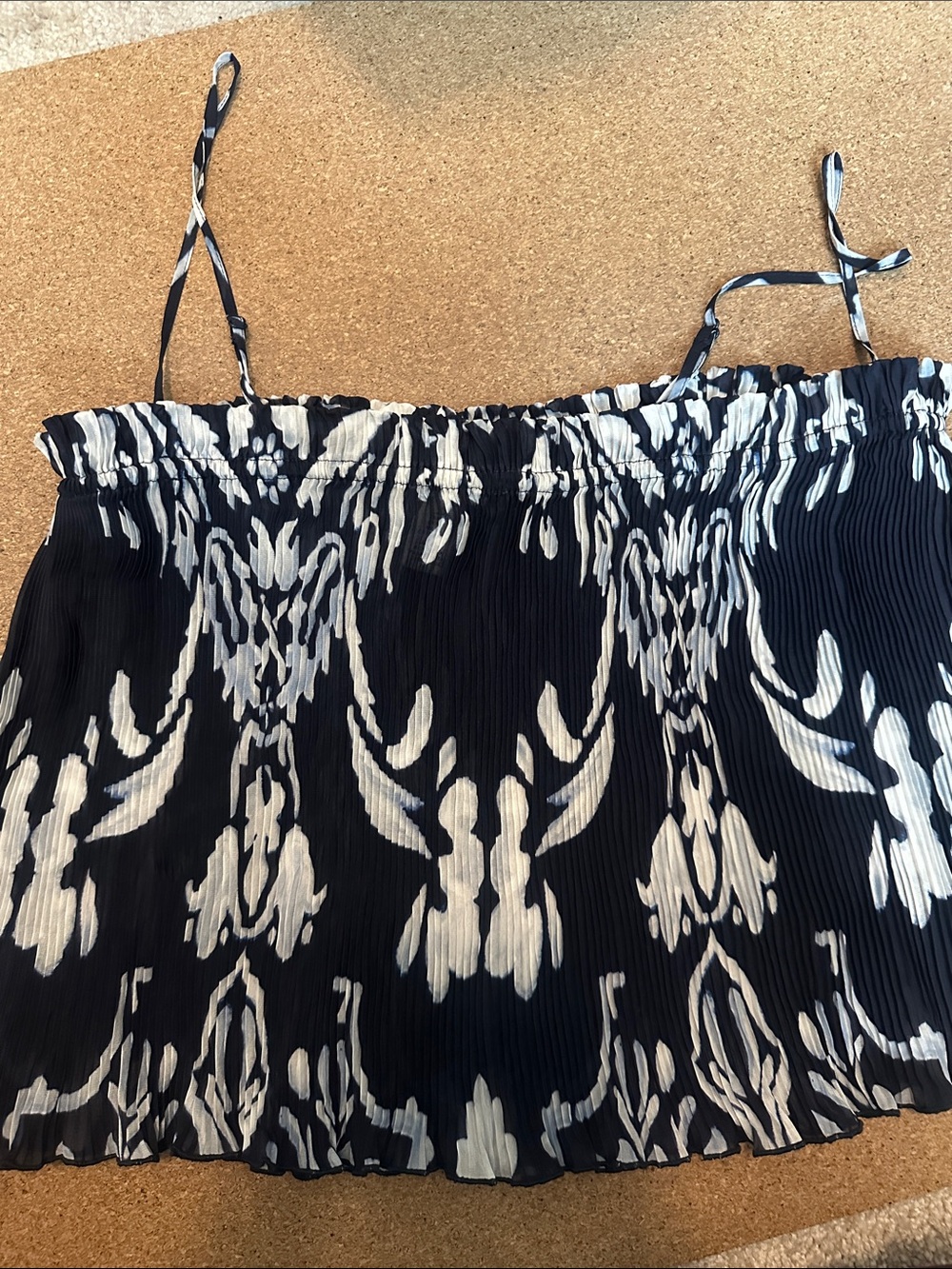 Pleated patterned H&M top